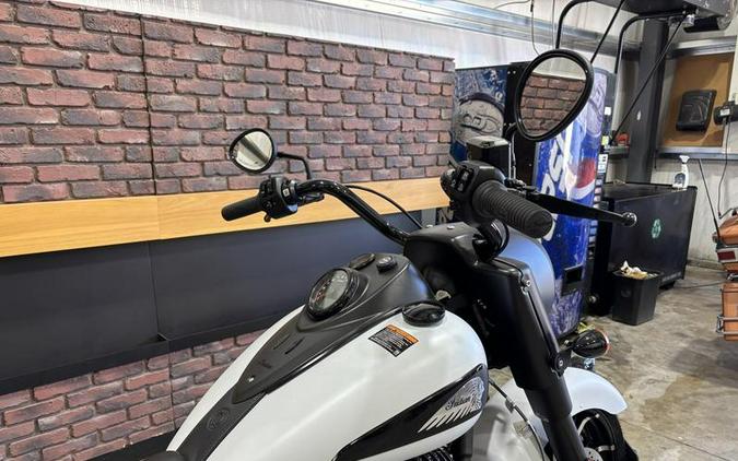 2026 Indian Motorcycle® Springfield ® Dark Horse® Ghost White Metallic Smoke