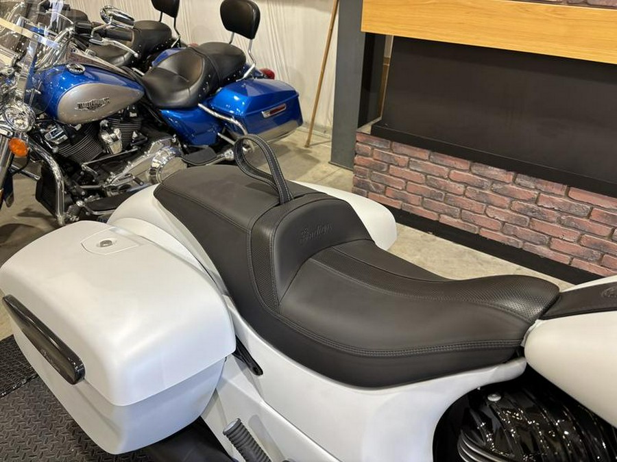 2026 Indian Motorcycle® Springfield ® Dark Horse® Ghost White Metallic Smoke