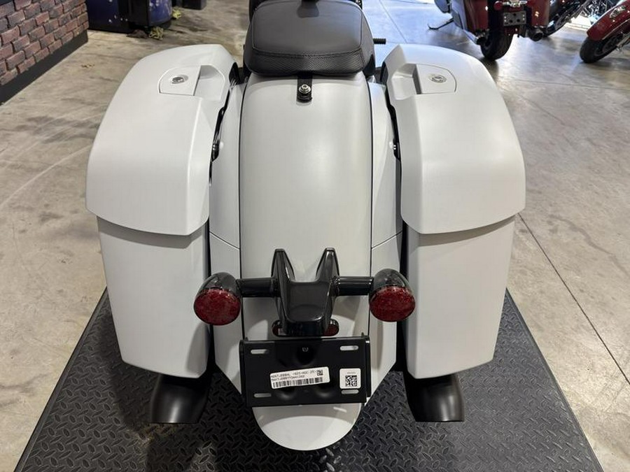 2026 Indian Motorcycle® Springfield ® Dark Horse® Ghost White Metallic Smoke