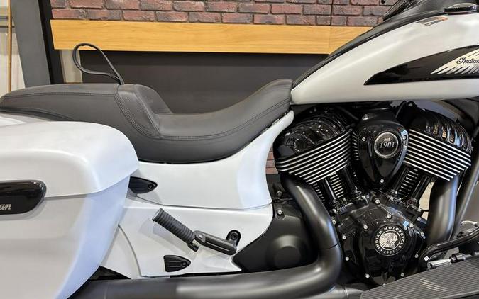 2026 Indian Motorcycle® Springfield ® Dark Horse® Ghost White Metallic Smoke
