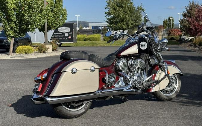 2025 Indian Springfield Maroon Metallic/Silver Quartz Metalli