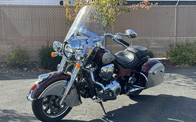 2025 Indian Springfield Maroon Metallic/Silver Quartz Metalli