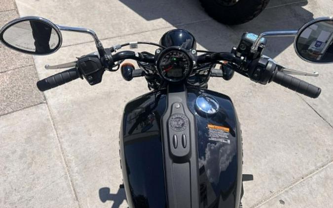 2026 Indian Scout Sixty Bobber Black Metallic