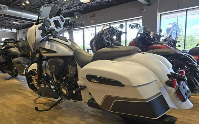 2024 Indian Chieftain Dark Horse Ghost White Metallic Smoke