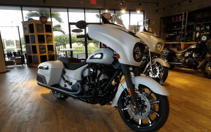 2024 Indian Chieftain Dark Horse Ghost White Metallic Smoke