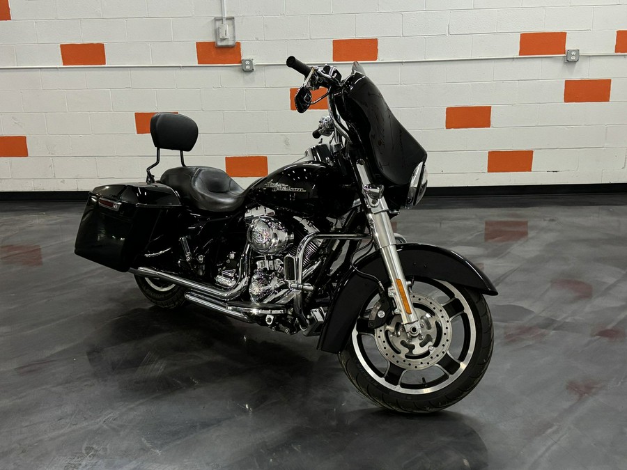 2012 HARLEY DAVIDSON STREET GLIDE