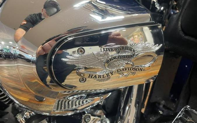 2015 Harley-Davidson® FLHTK - Ultra Limited