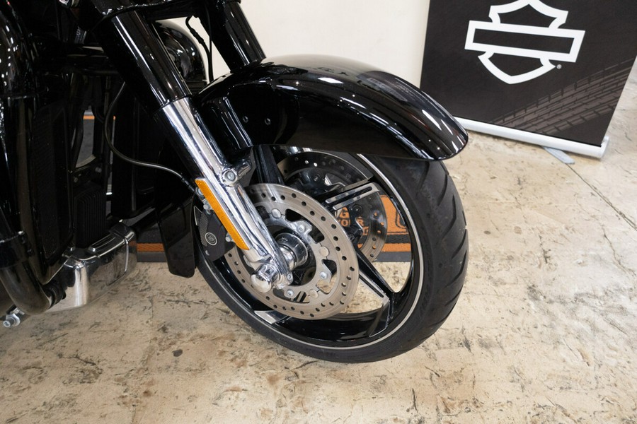 FLHXSE 2016 CVO™ Street Glide®