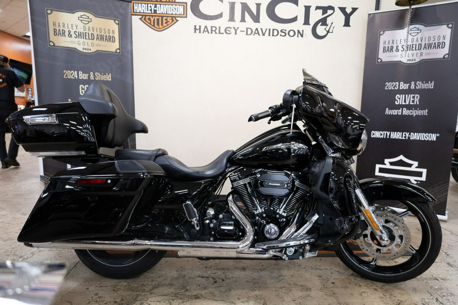 FLHXSE 2016 CVO™ Street Glide®