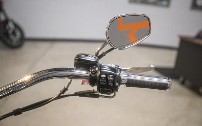 Used 2013 Harley-Davidson Heritage Softail Classic FLSTC Motorcycle For Sale In Columbus, OH