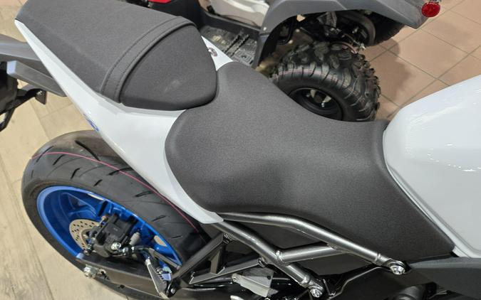 2026 SUZUKI GSX-8R