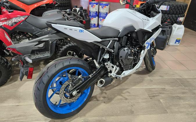 2026 SUZUKI GSX-8R
