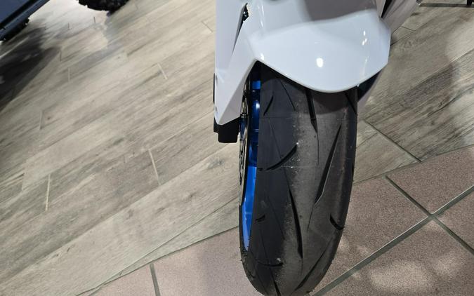 2026 SUZUKI GSX-8R