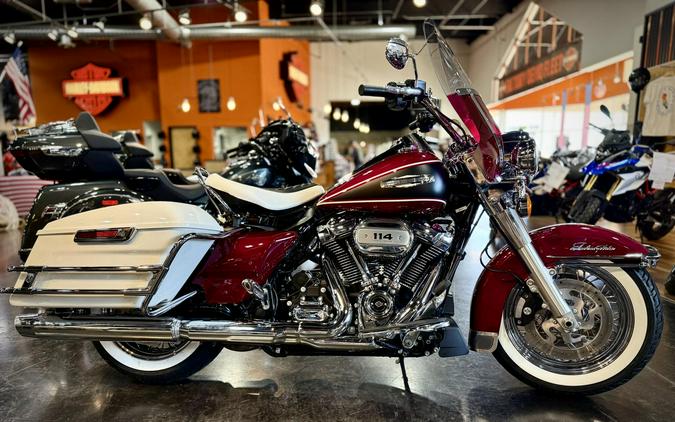 2023 Harley-Davidson® Electra Glide® Highway King HI-FI Magenta/Birch White