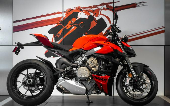 2024 Ducati Streetfighter V4 Red