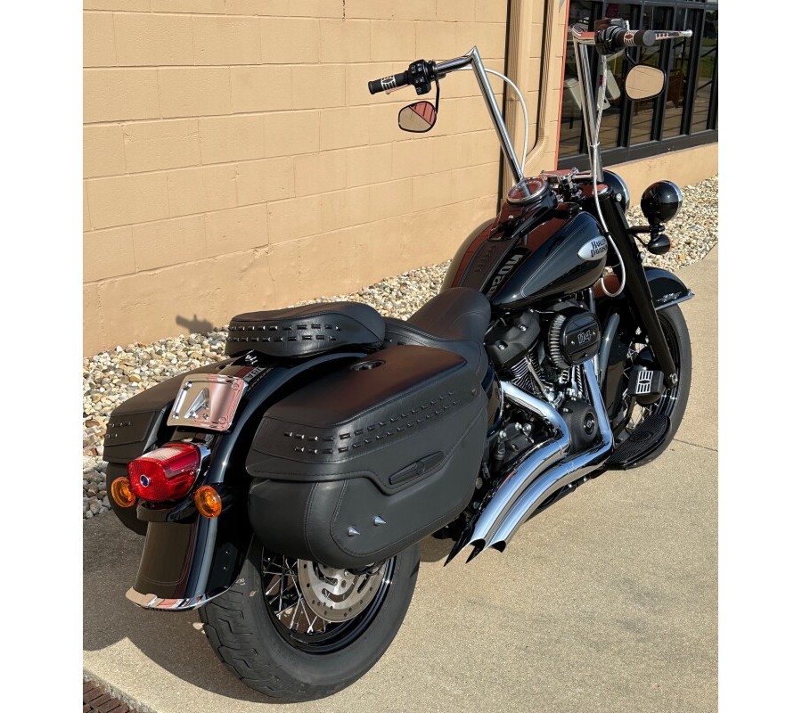 2023 Harley-Davidson Heritage Classic Vivid Black