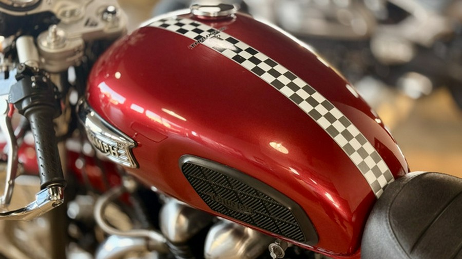 2004 Triumph Thruxton 900