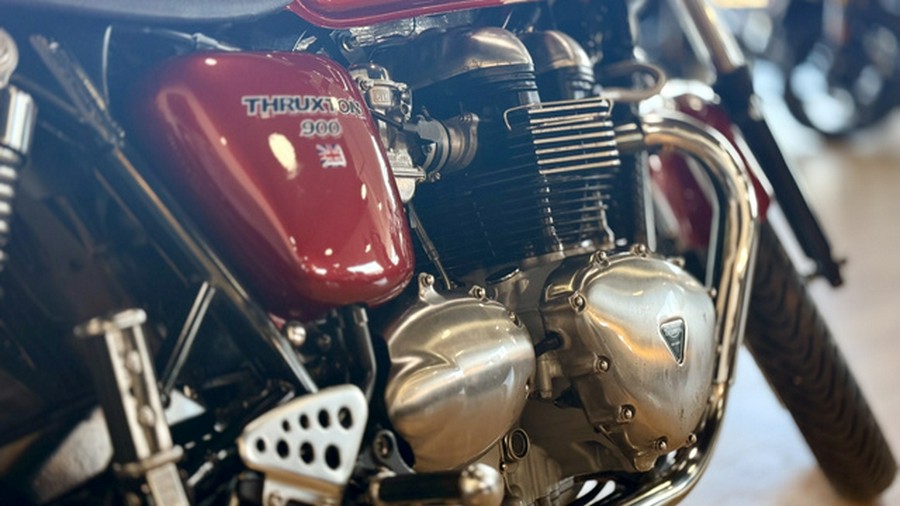 2004 Triumph Thruxton 900