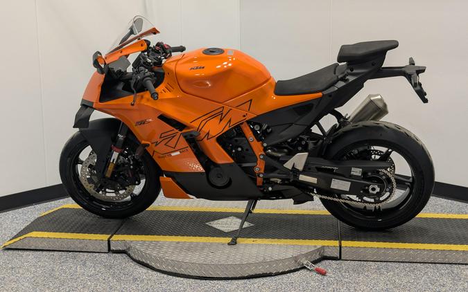 2026 KTM RC R 990