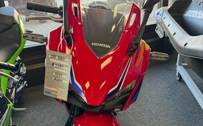 2025 Honda CBR500R