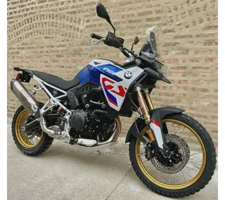 2026 BMW F 900 GS