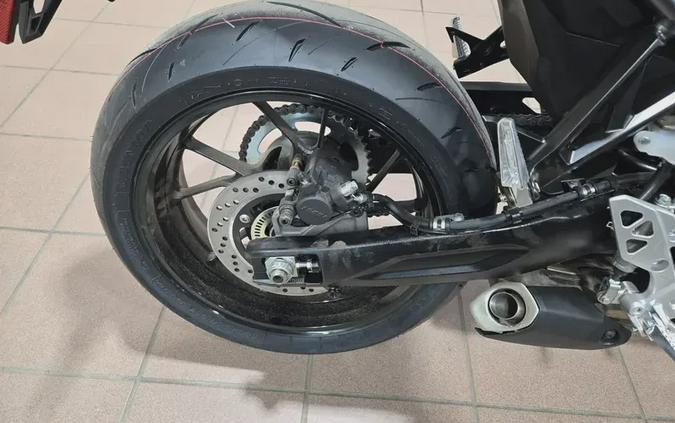 2025 SUZUKI GSX-8S