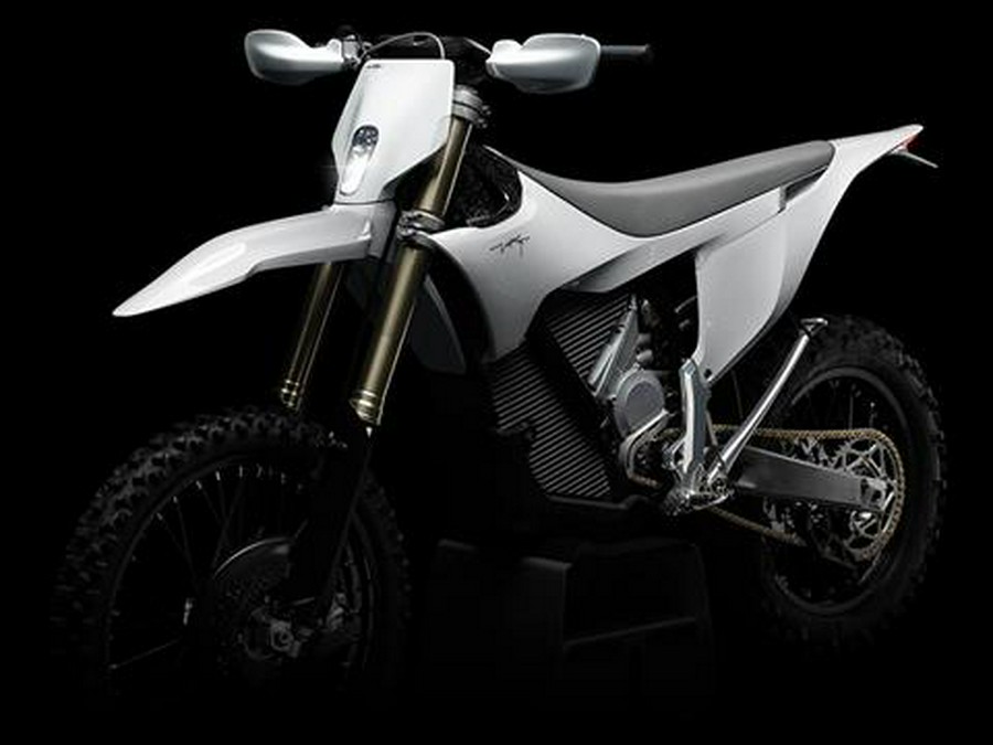 2025 Stark VARG EX Alpha 80 hp