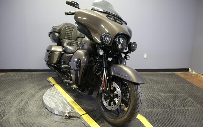 2023 Harley-Davidson Ultra Limited Gray Haze - Black Finish
