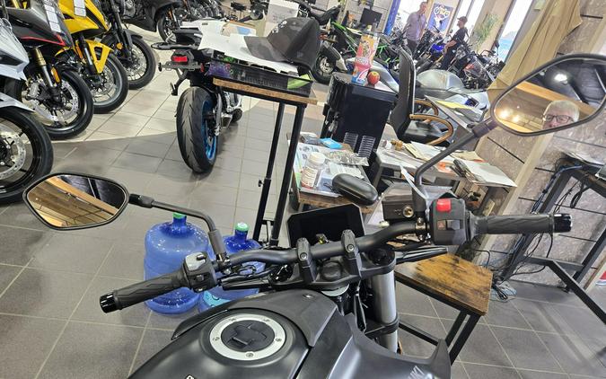 2025 SUZUKI GSX-8S