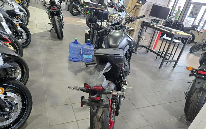 2025 SUZUKI GSX-8S