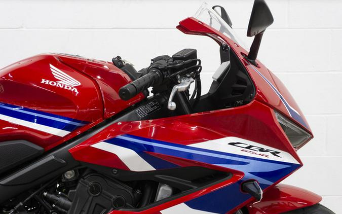 2026 Honda CBR650R E-Clutch