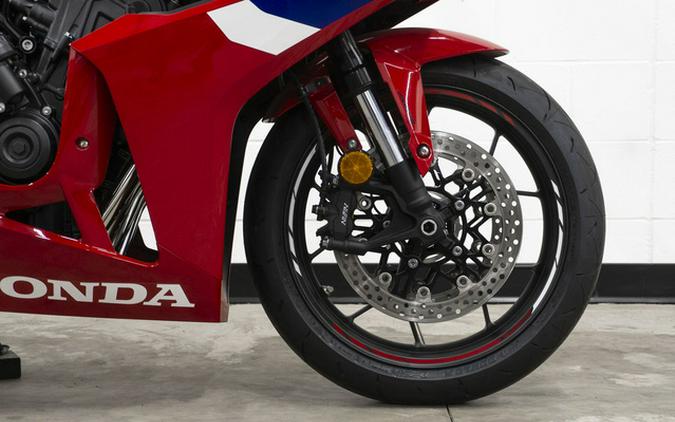 2026 Honda CBR650R E-Clutch