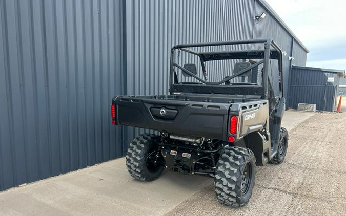 2026 Can-AM Defender HD7