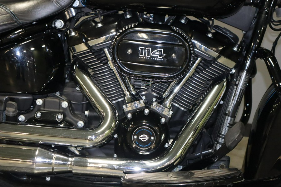 2018 Harley-Davidson Heritage Classic 114 (FLHCS) – Anniversary Edition