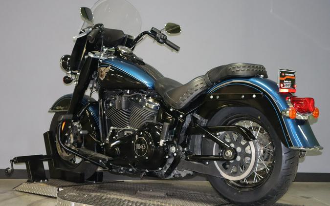 2018 Harley-Davidson Heritage Classic 114 (FLHCS) – Anniversary Edition