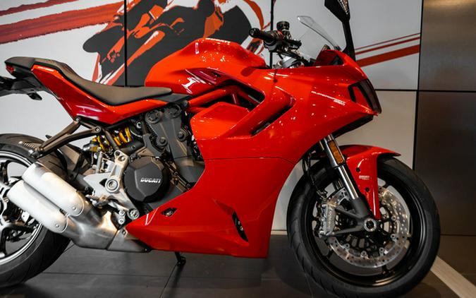 2024 Ducati Supersport 950 Red