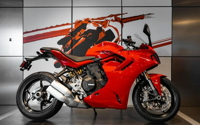 2024 Ducati Supersport 950 Red