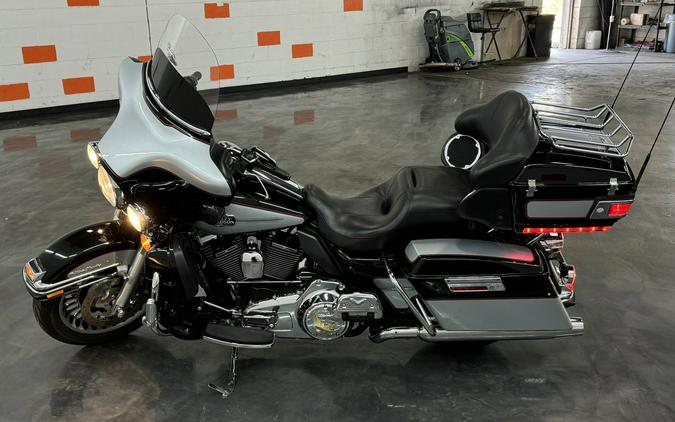 2010 HARLEY DAVIDSON ULTRA CLASSIC