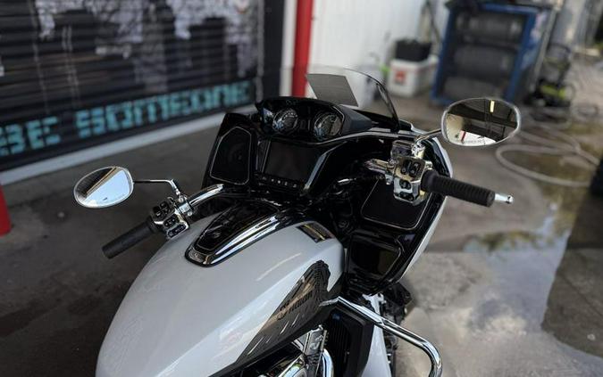 2025 Indian Motorcycle® Challenger® Limited 112 w/PowerBand Audio Ghost White Metallic with Black M