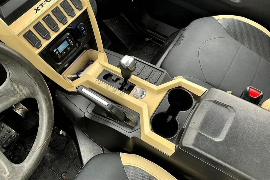 2023 Yamaha Wolverine RMAX2 1000 XT-R