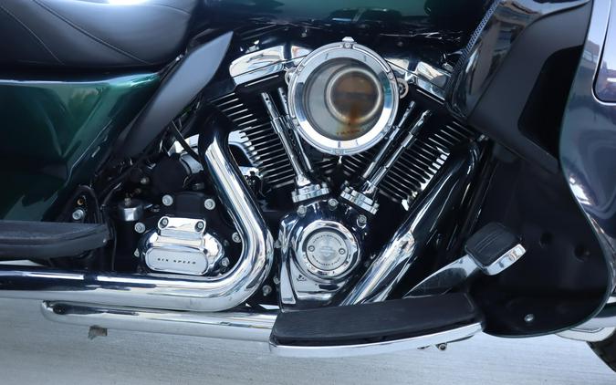2021 Harley-Davidson Tri Glide Ultra (FLHTCUTG)