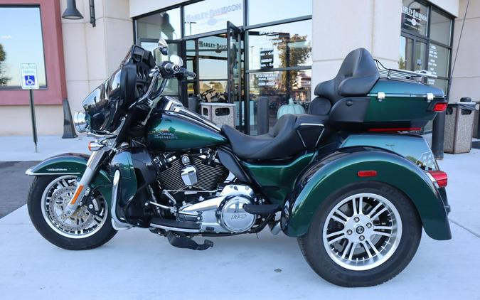 2021 Harley-Davidson Tri Glide Ultra (FLHTCUTG)