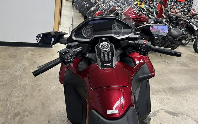 2018 Honda® Gold Wing Tour Candy Ardent Red