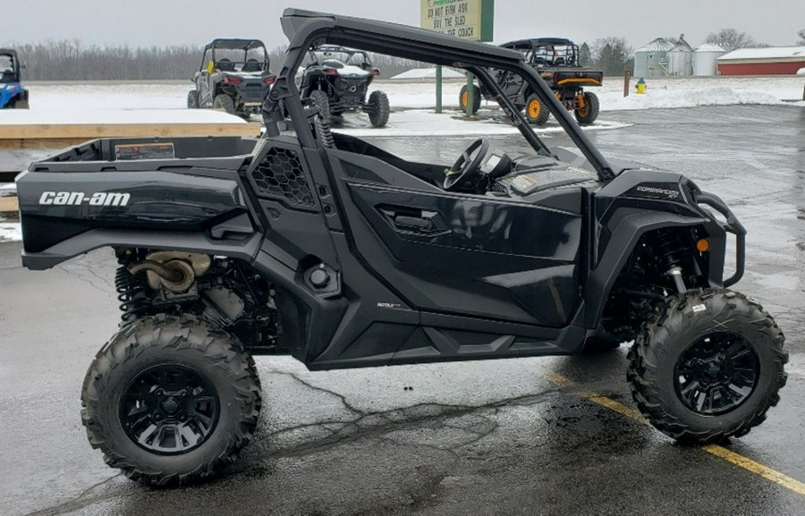 2024 Can-Am® Commander XT 1000R