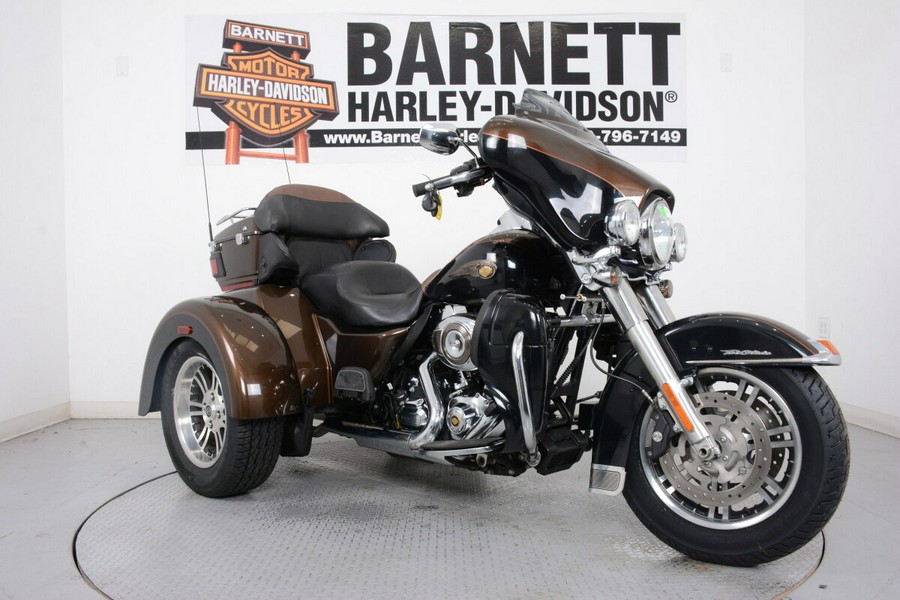 2013 Harley-Davidson FLHTCUTG Tri Glide™ Ultra Classic®