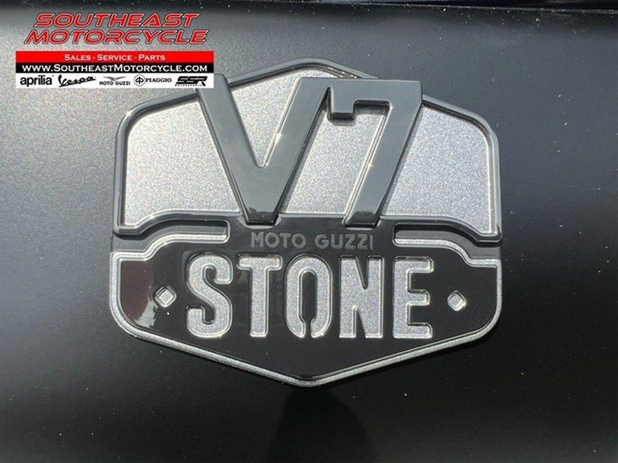 2024 Moto Guzzi V7 Stone