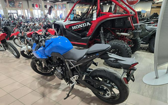 2025 SUZUKI GSX-8S