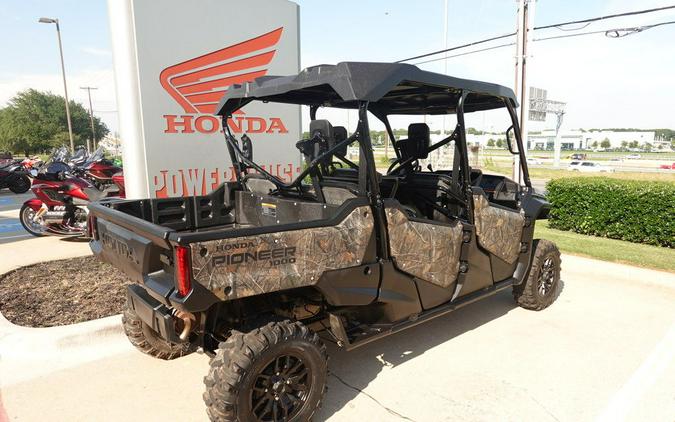 2023 Honda Pioneer 1000-6 Crew Deluxe