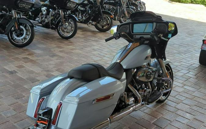 2025 Harley-Davidson® FLHX - Street Glide®