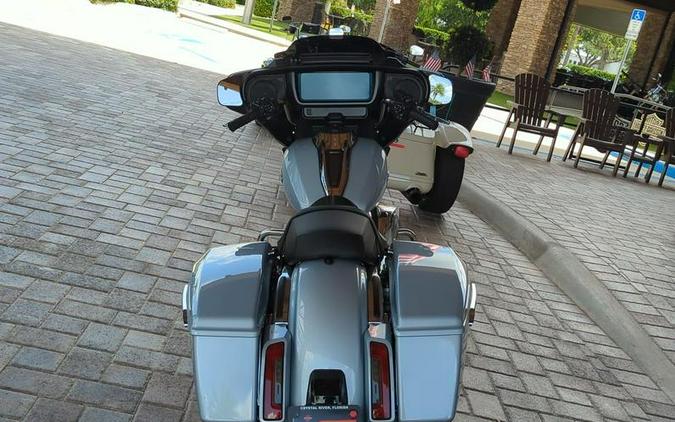 2025 Harley-Davidson® FLHX - Street Glide®